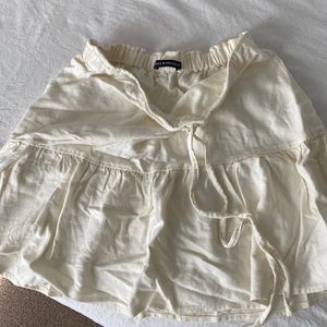 Brandy Melville White Beach Skirt with elastic waiste